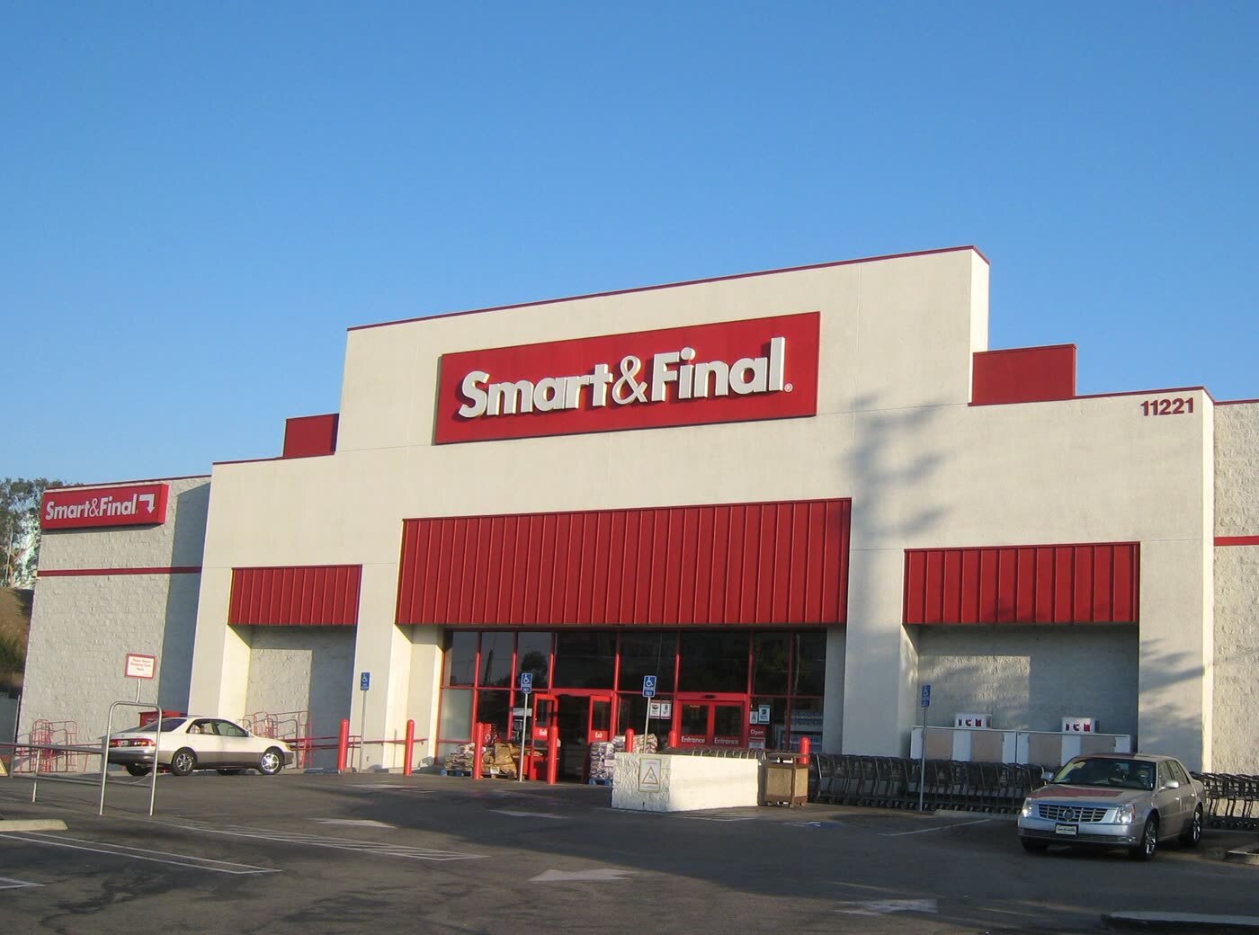 Smart & Final, in the world